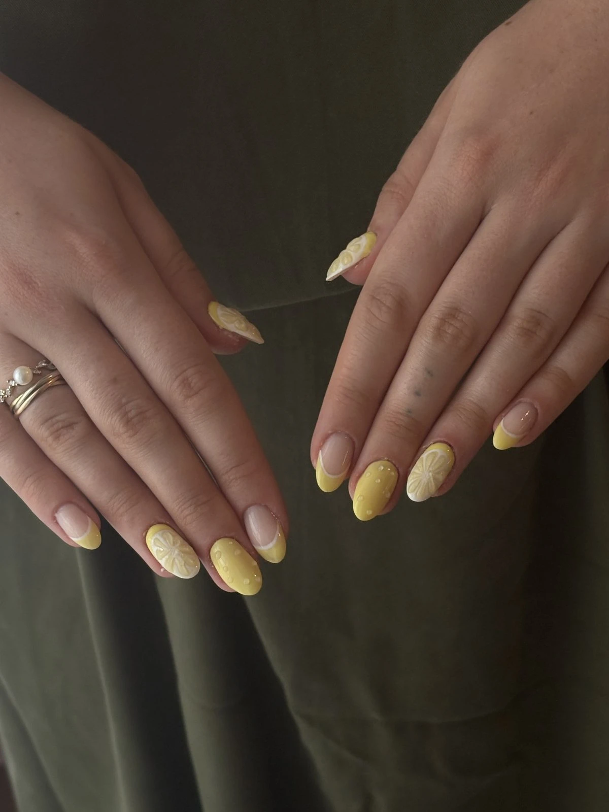 Fruits 3D en nail art, détail gourmand et coloré